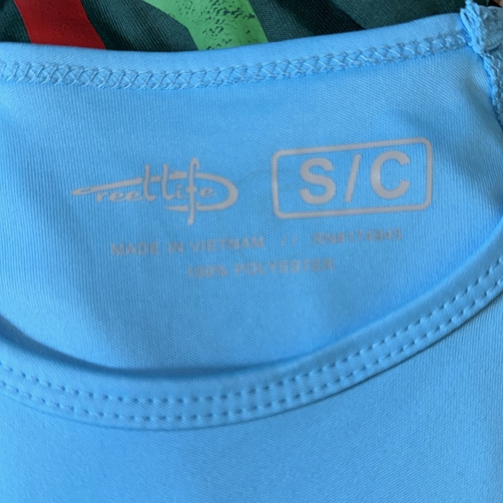 Blue Long Sleeve Swim Top Reel Life nwot - Picture 2 of 3